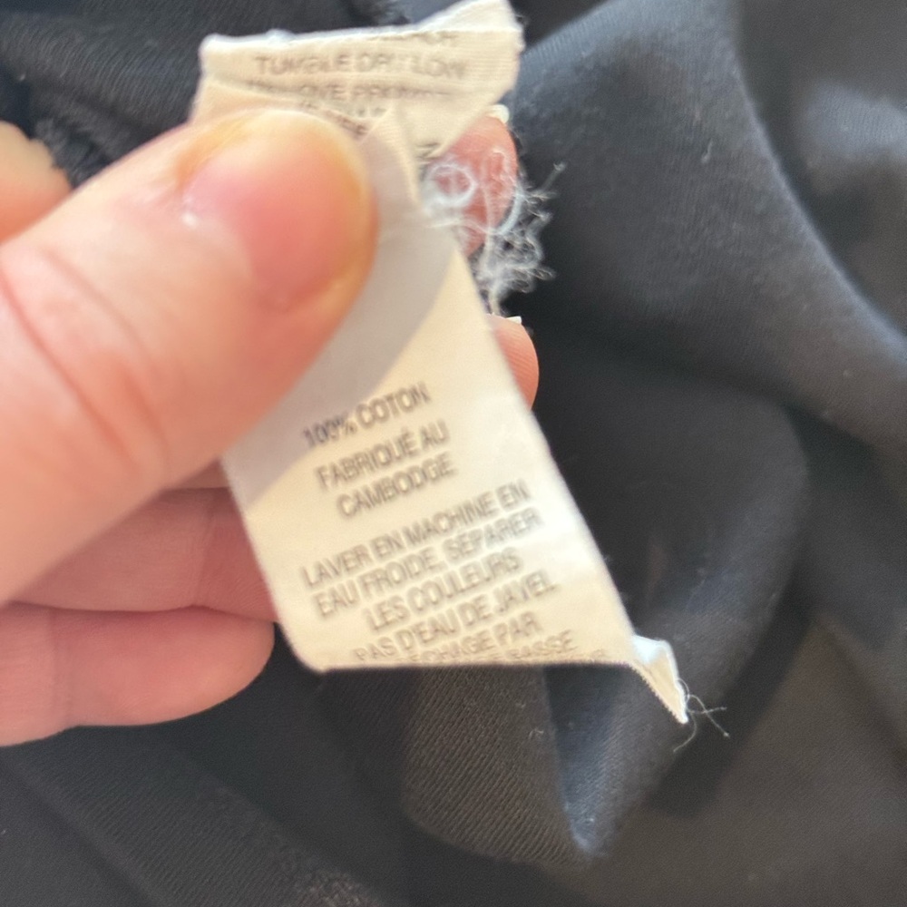 L.L. Bean Black Short Sleeve Women's Tee - Picture 5 of 5